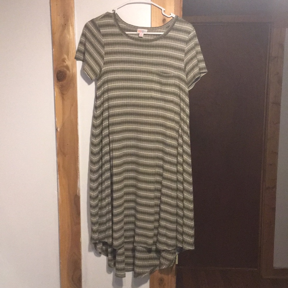 Green Lularoe t-shirt dress